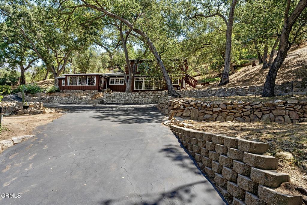 9710 Mistletoe Road