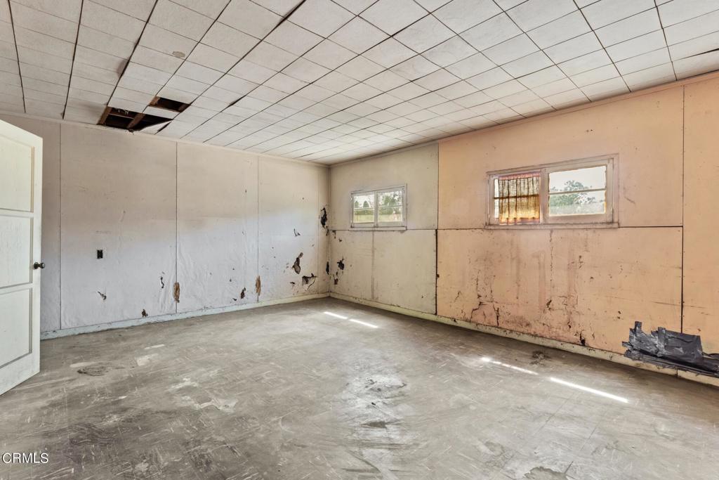 10728 Shoshone Avenue