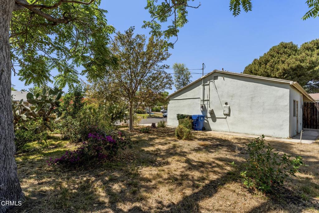 10728 Shoshone Avenue