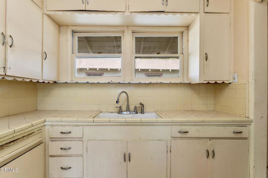 10728 Shoshone Avenue