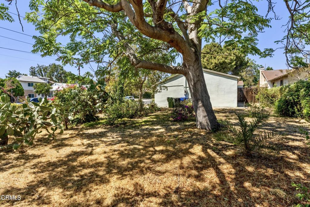 10728 Shoshone Avenue