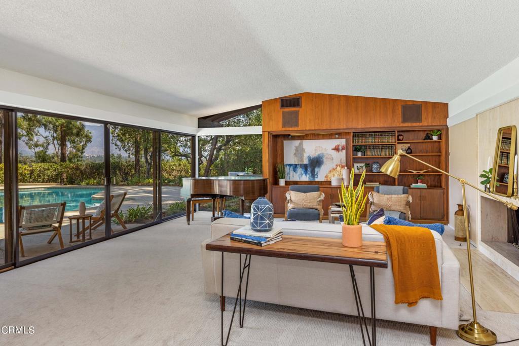 1205 Linda Ridge Lane