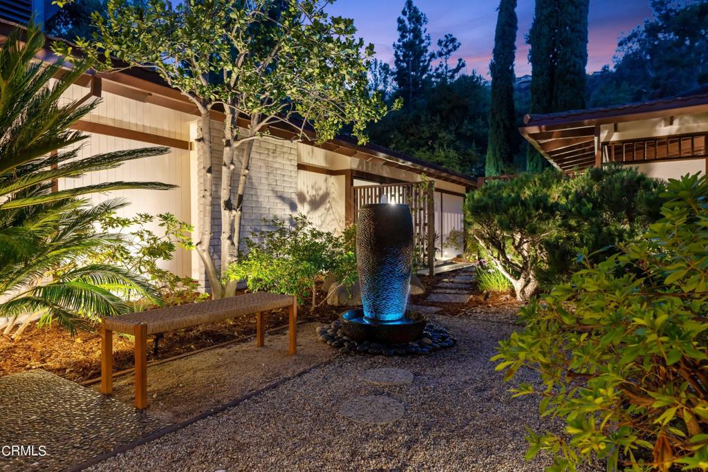 1205 Linda Ridge Lane