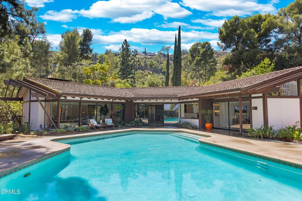 1205 Linda Ridge Lane