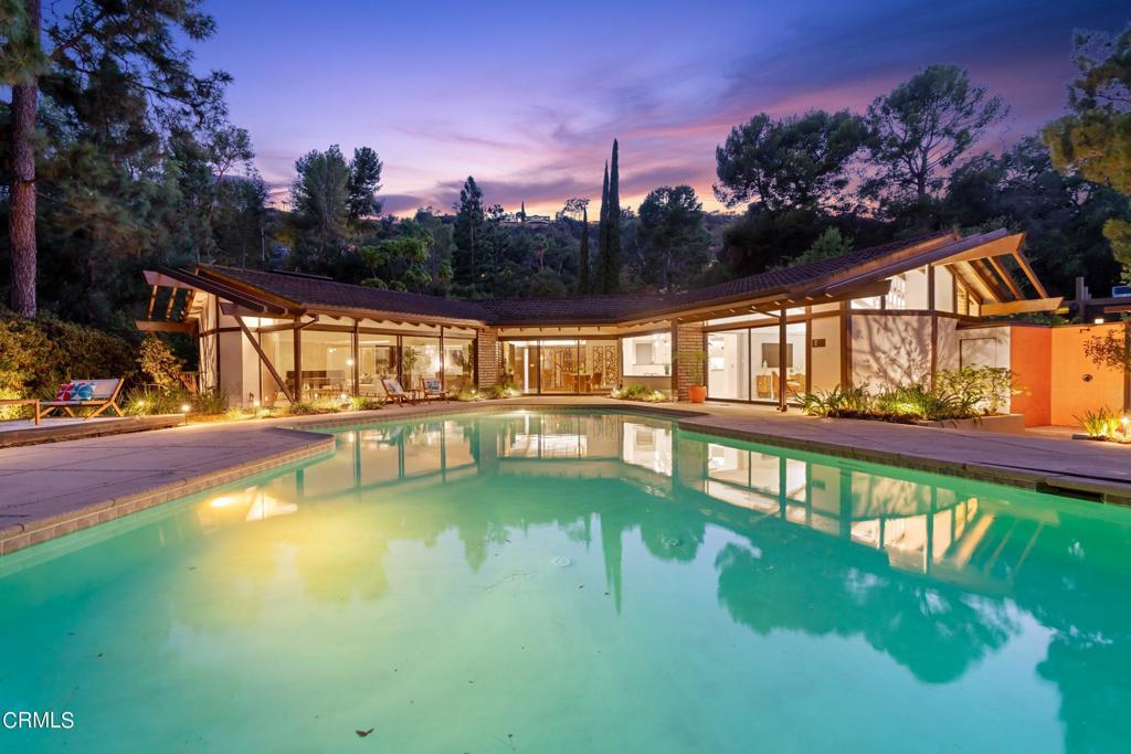 1205 Linda Ridge Lane