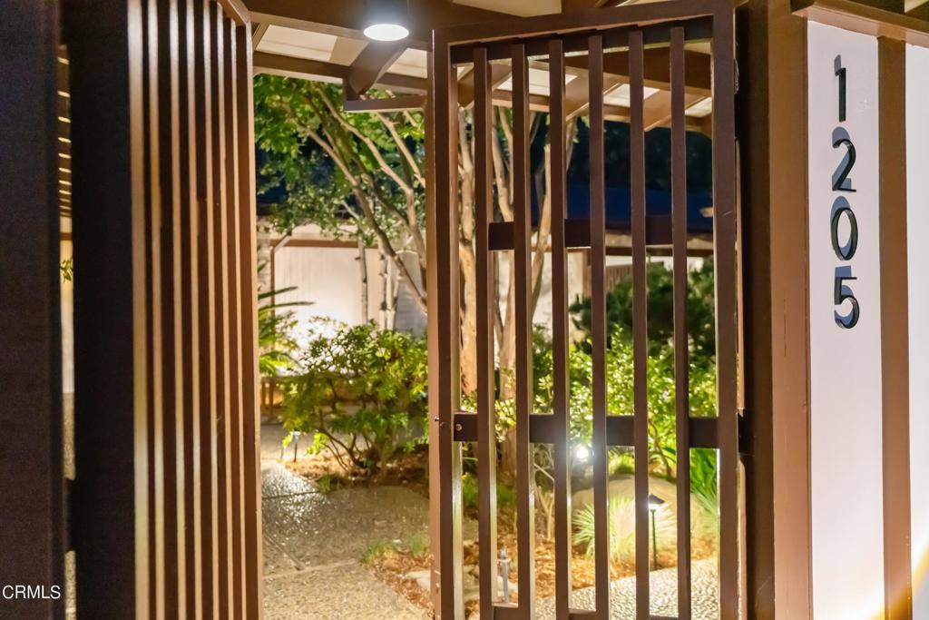 1205 Linda Ridge Lane