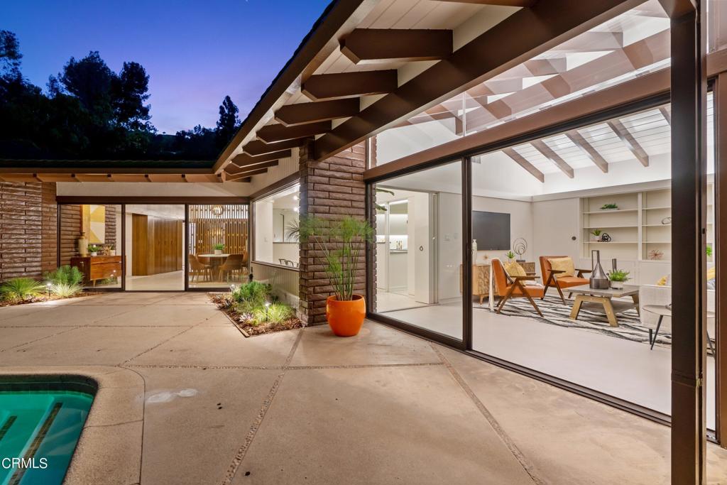 1205 Linda Ridge Lane