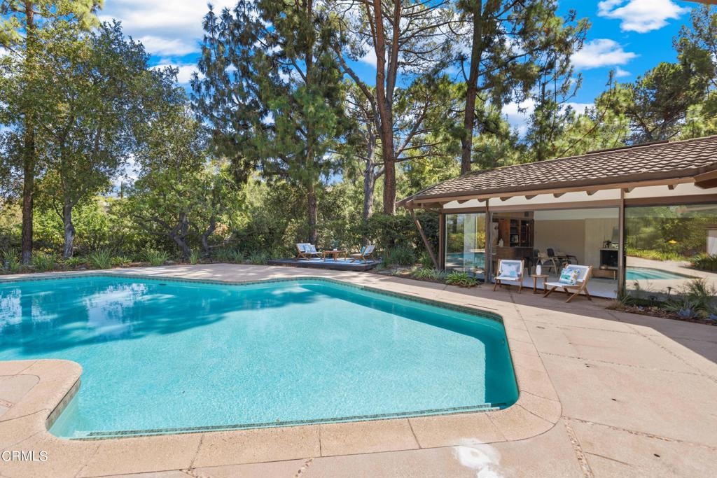 1205 Linda Ridge Lane