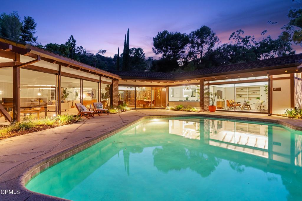1205 Linda Ridge Lane