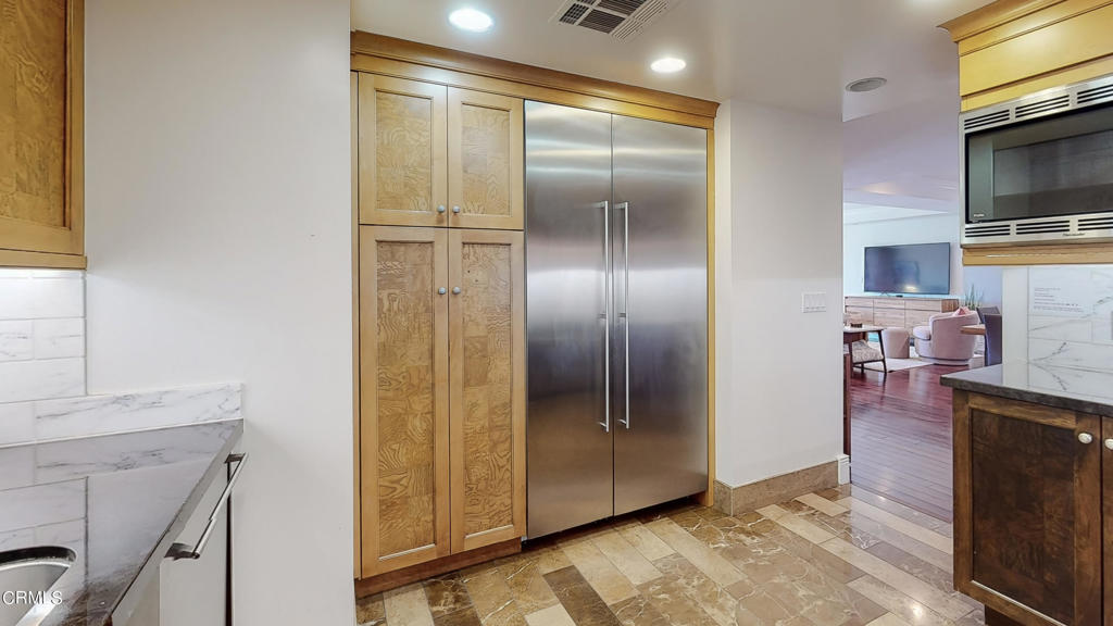 250 S De Lacey Avenue Unit: 206A