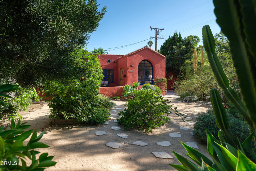 3204 Sherwood Avenue