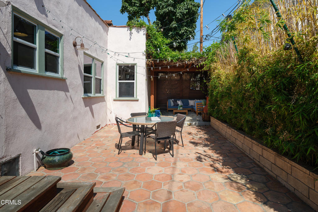 3204 Sherwood Avenue