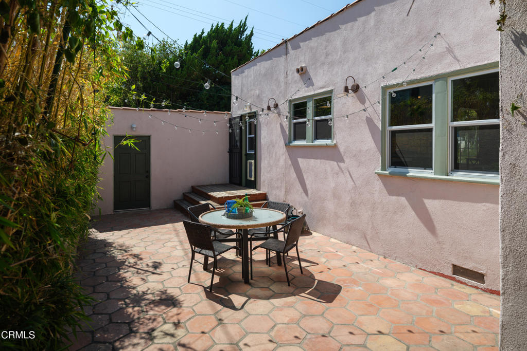3204 Sherwood Avenue