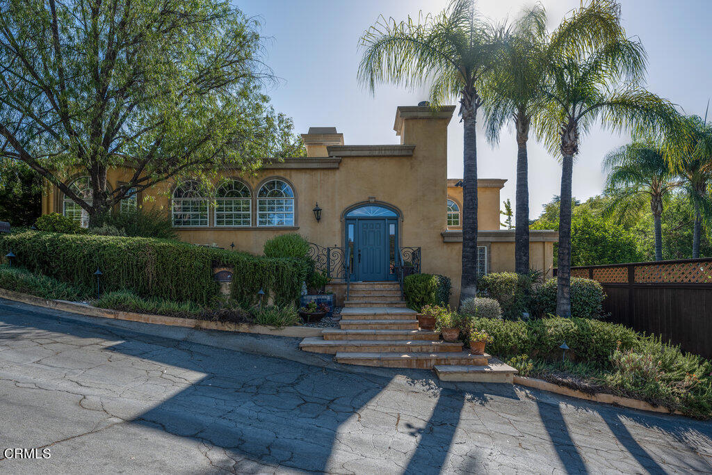 1400 Arroyo View Drive