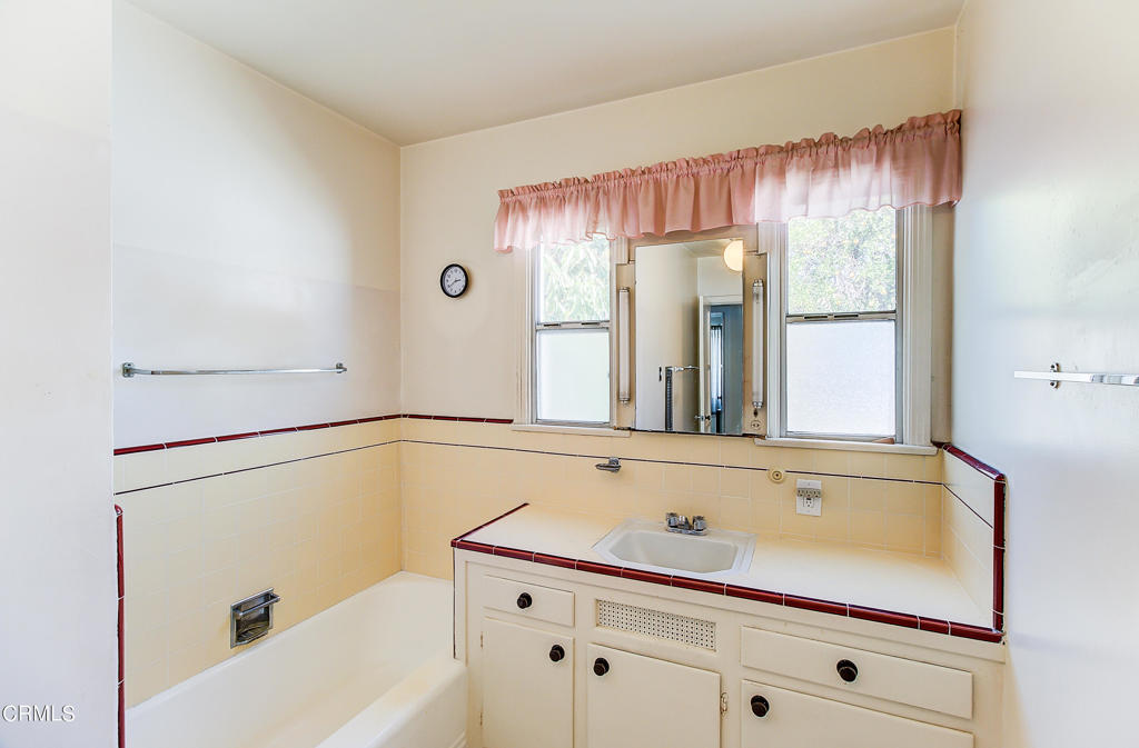 4233 Verdugo View Drive