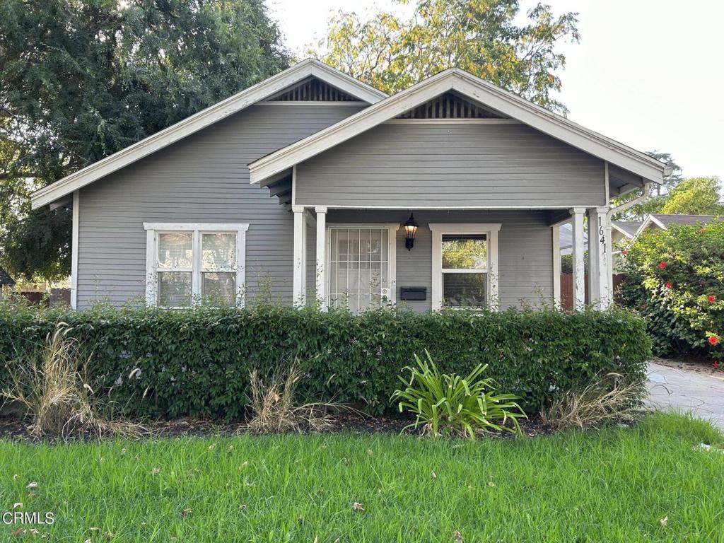 1641 N Sierra Bonita Avenue