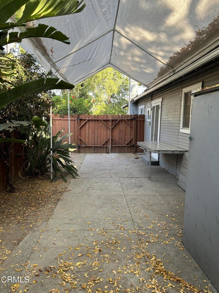 1641 N Sierra Bonita Avenue