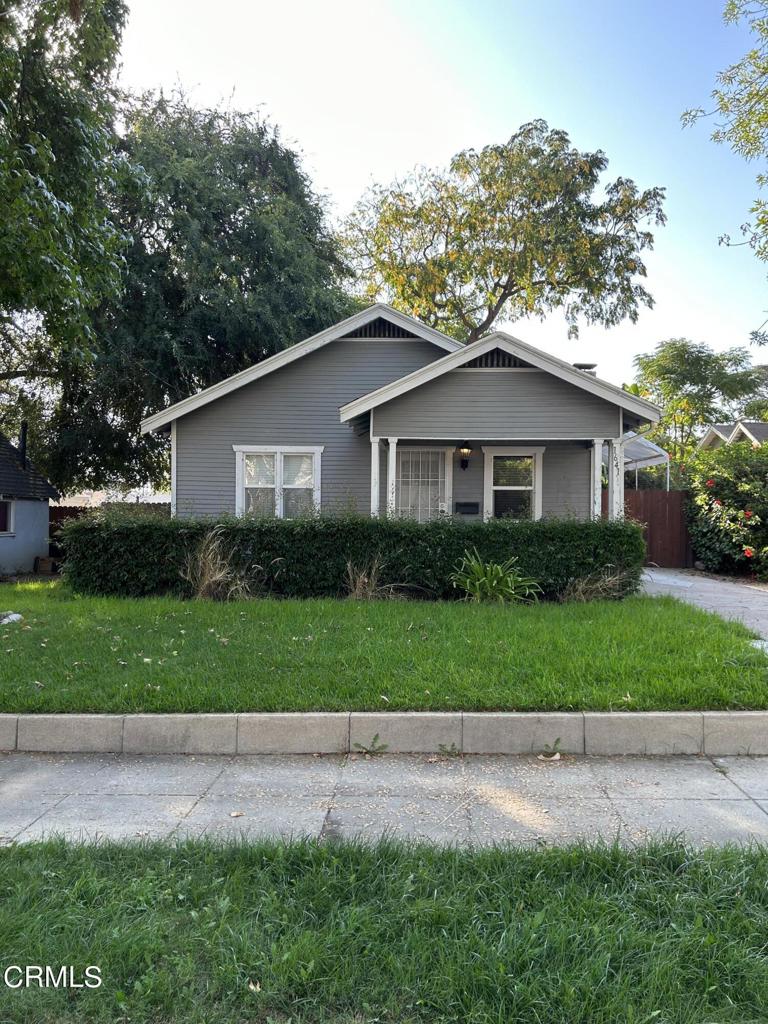 1641 N Sierra Bonita Avenue