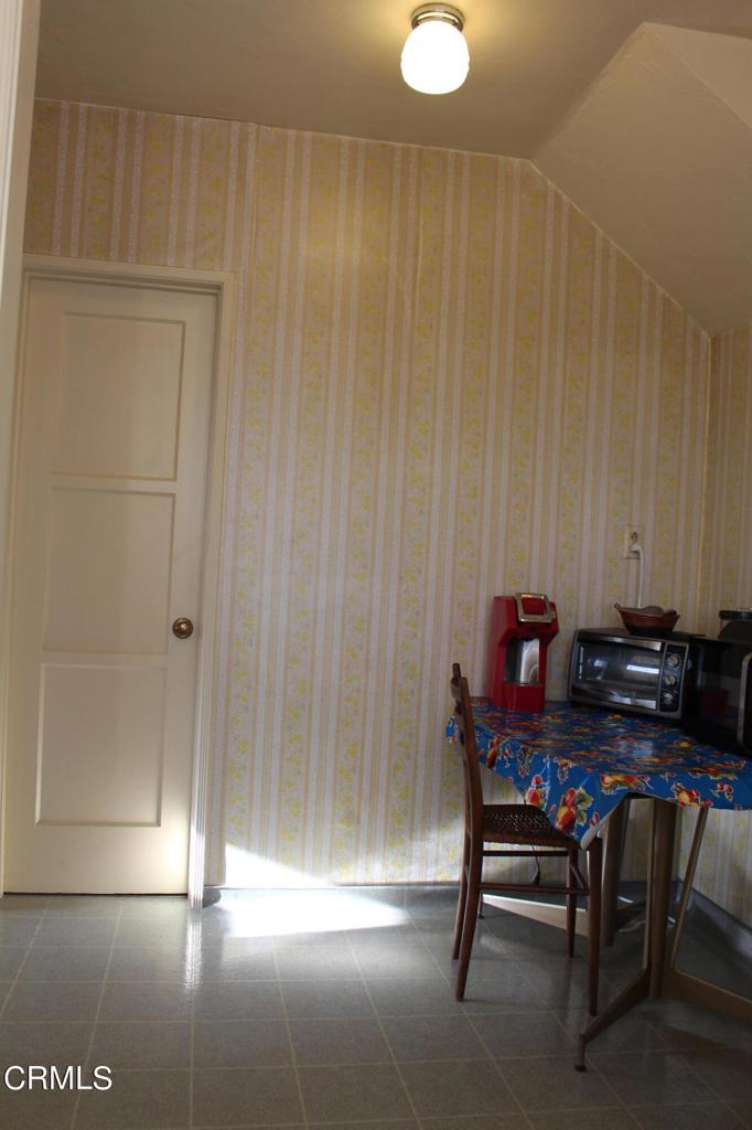 921 N Catalina Street