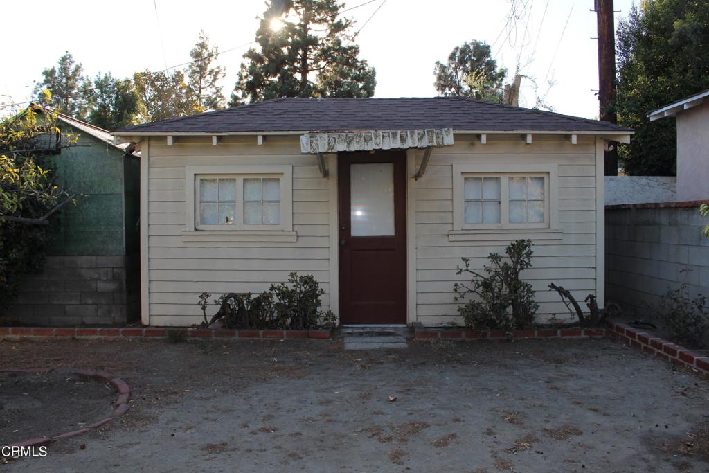 921 N Catalina Street