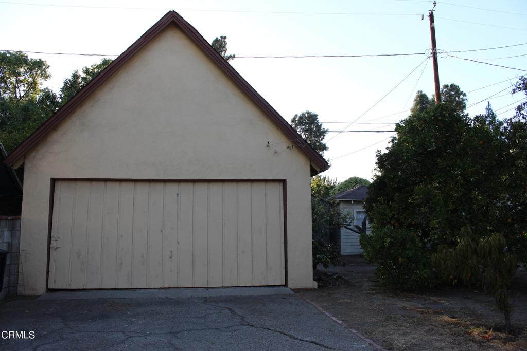 921 N Catalina Street