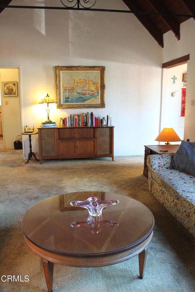 921 N Catalina Street