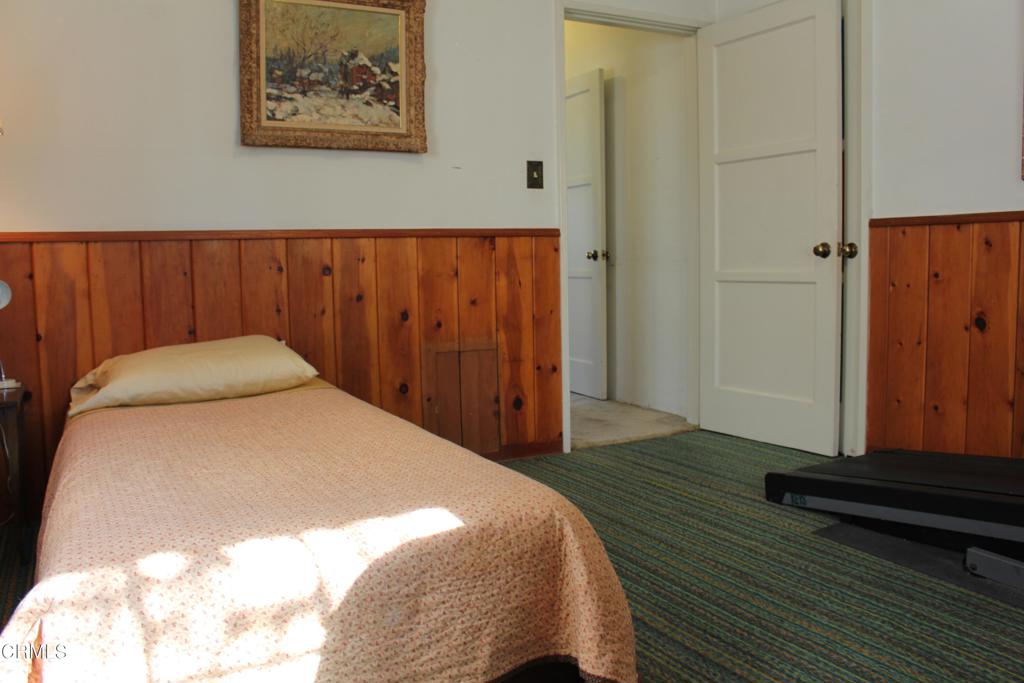 921 N Catalina Street