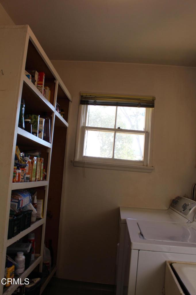 921 N Catalina Street