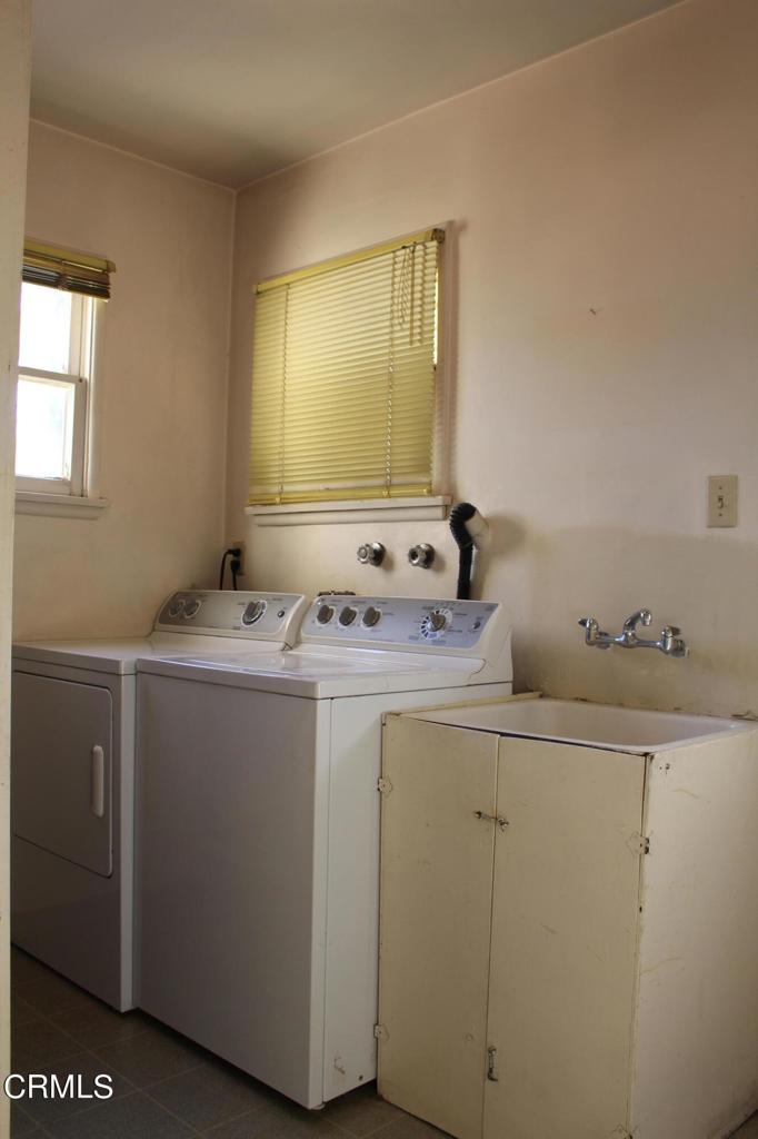 921 N Catalina Street