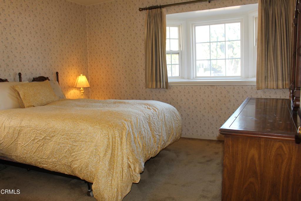 921 N Catalina Street