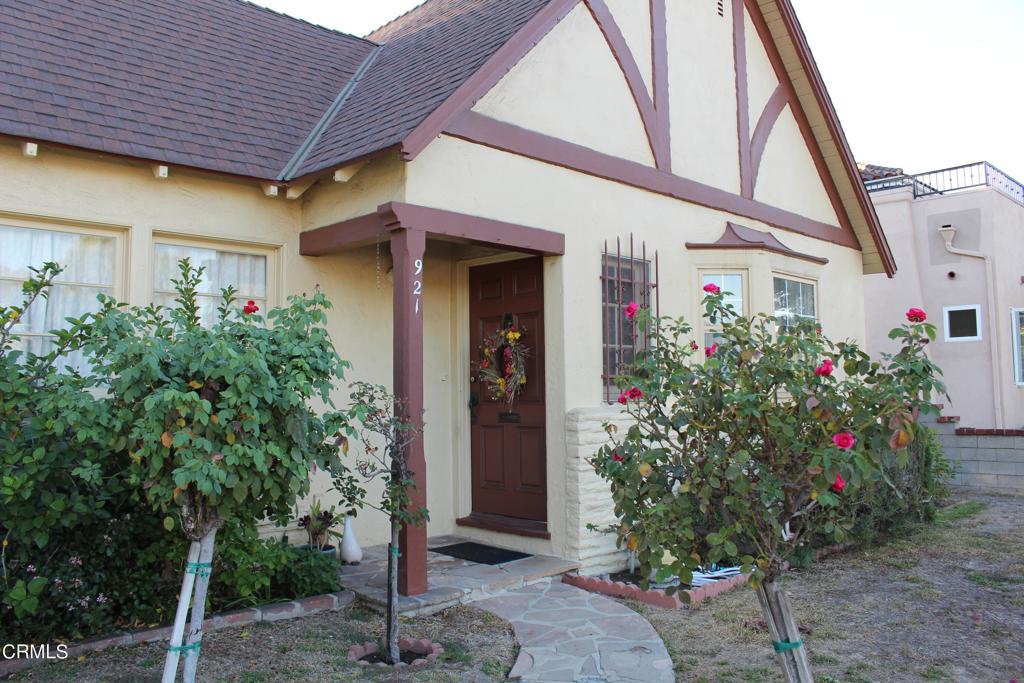 921 N Catalina Street