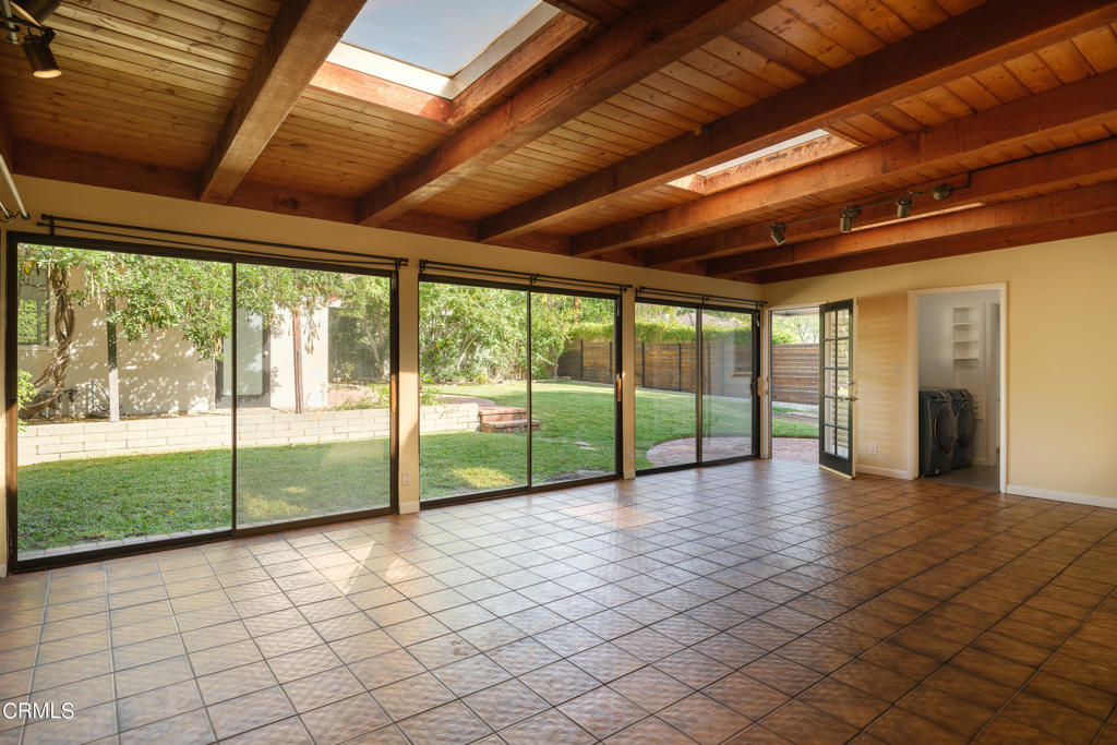 1765 E E Calaveras Street