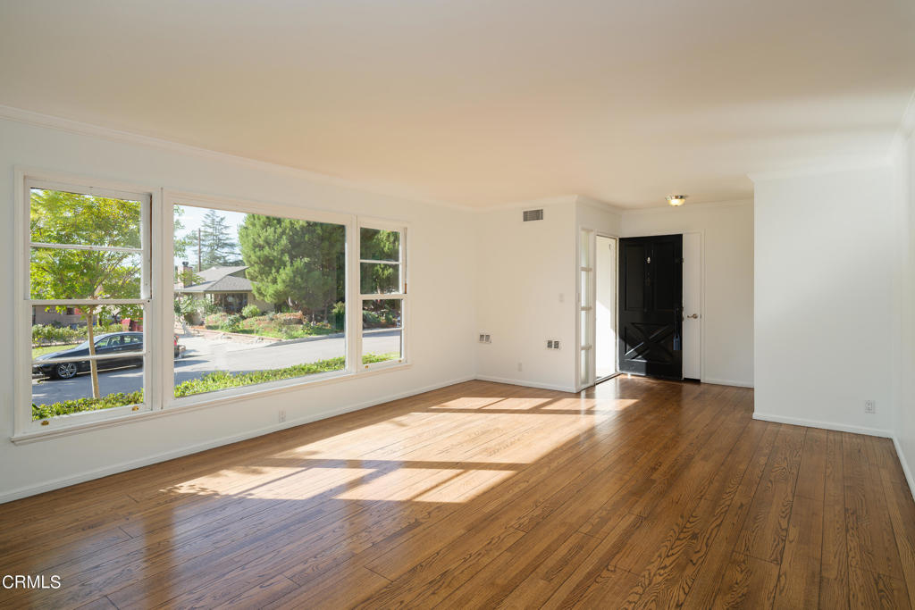 1765 E E Calaveras Street