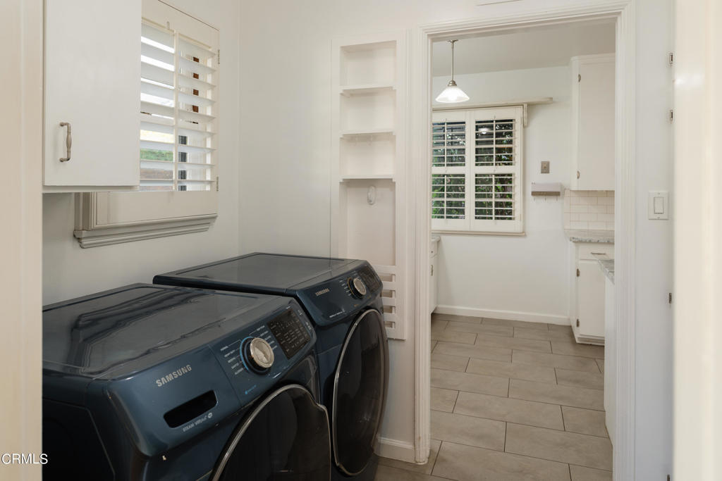 1765 E E Calaveras Street