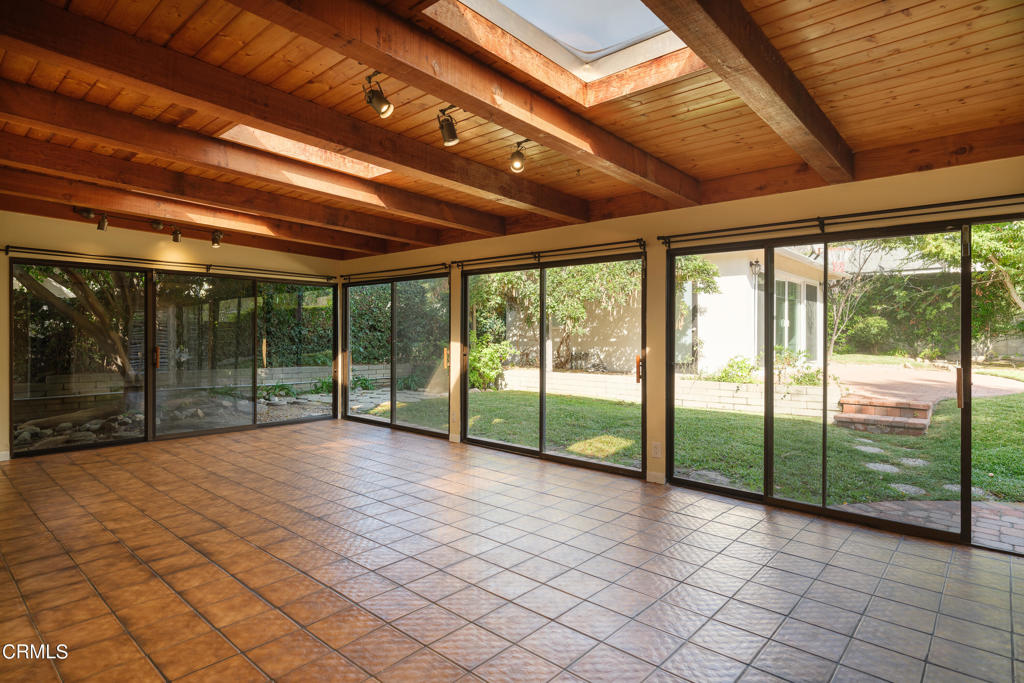 1765 E E Calaveras Street