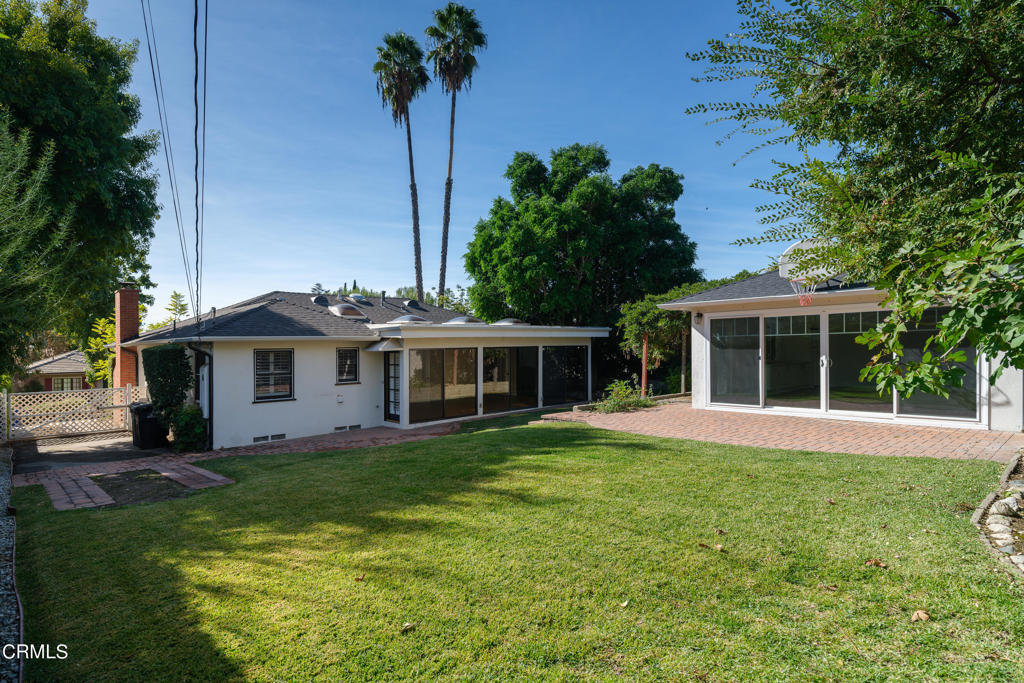 1765 E E Calaveras Street