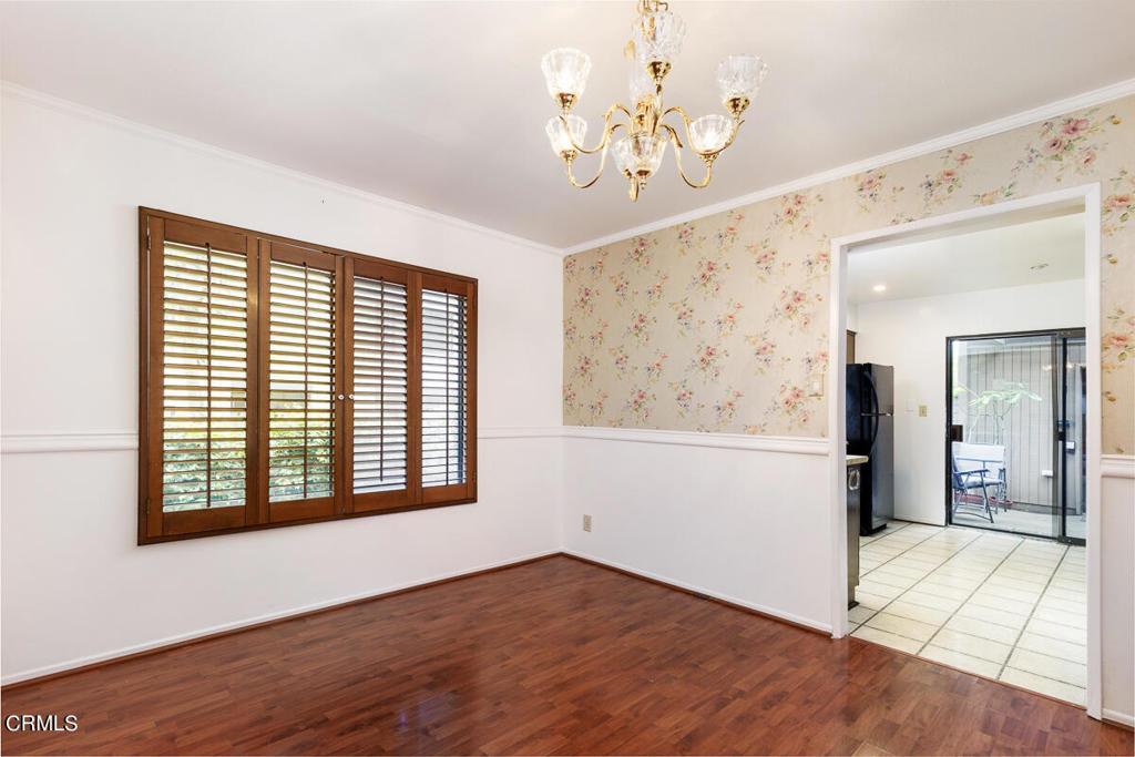 274 N Orange Grove Boulevard