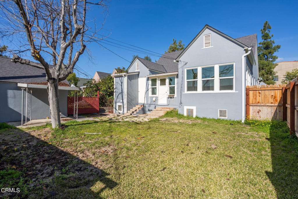 1490 E Howard Street