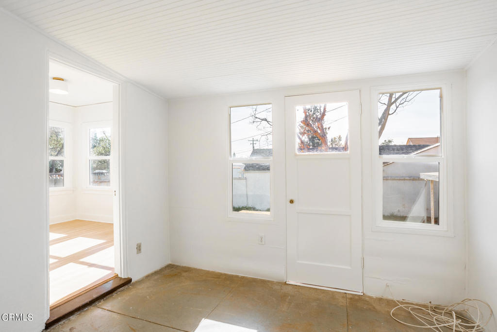 1490 E Howard Street