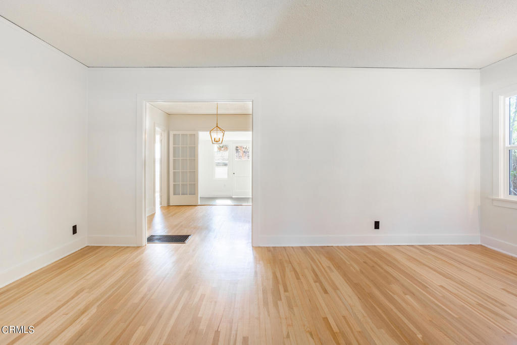 1490 E Howard Street