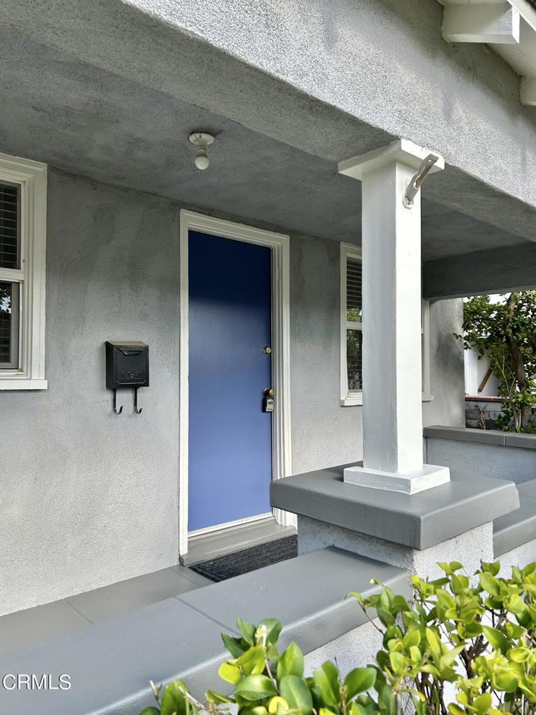 1563 E Elizabeth Street