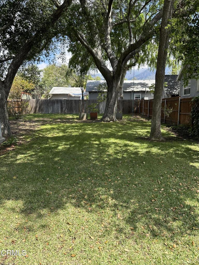 1563 E Elizabeth Street Street