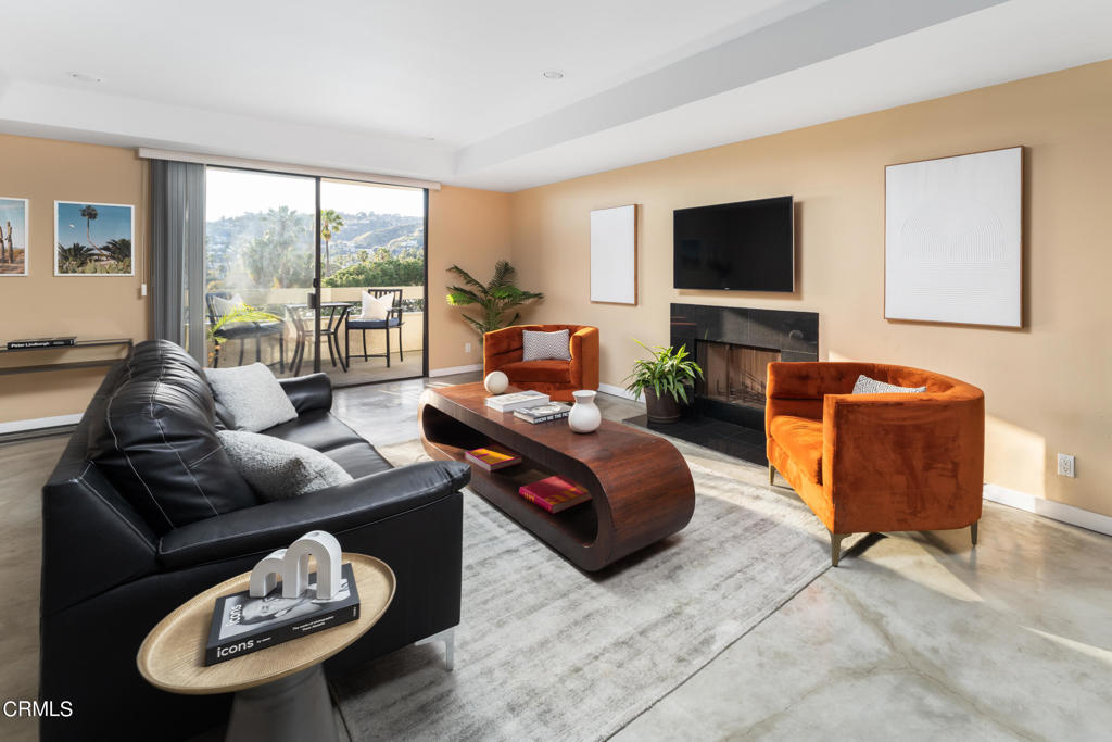 1601 N Fuller Avenue Unit: 503