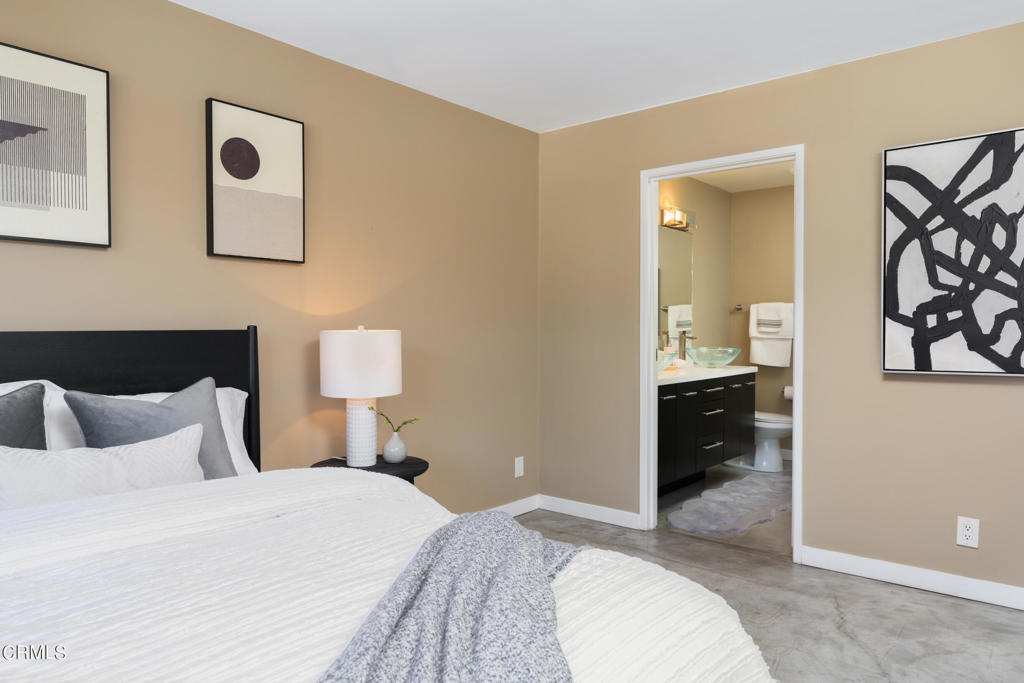 1601 N Fuller Avenue Unit: 503