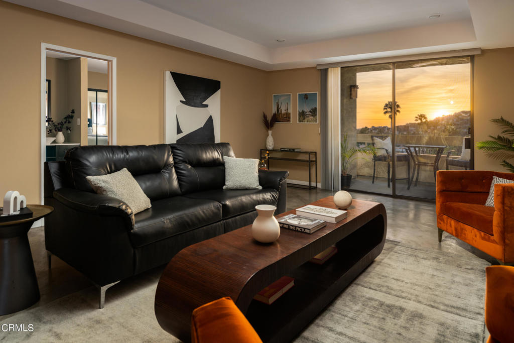 1601 N Fuller Avenue Unit: 503