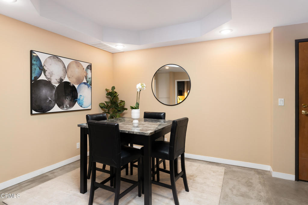 1601 N Fuller Avenue Unit: 503