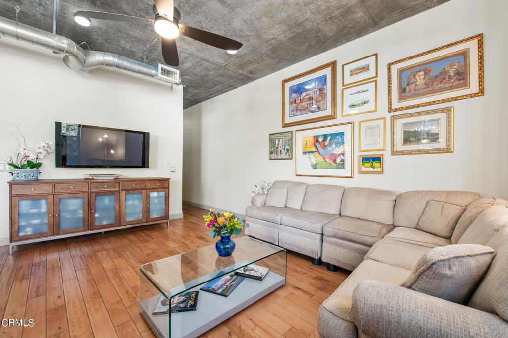 840 E Green Street Unit: 215