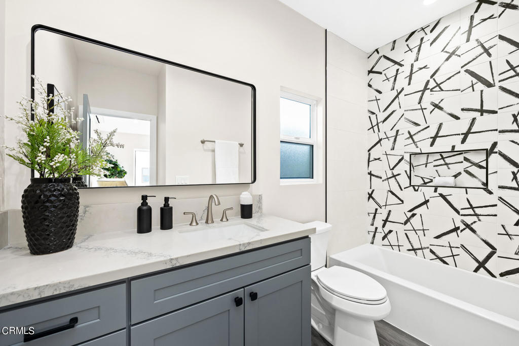 1523 E Elizabeth Street