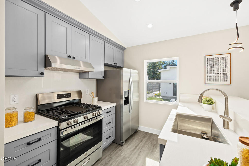 1523 E Elizabeth Street