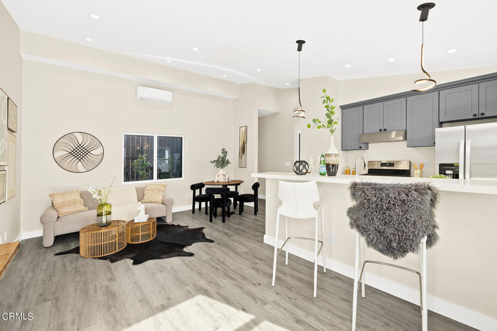 1523 E Elizabeth Street